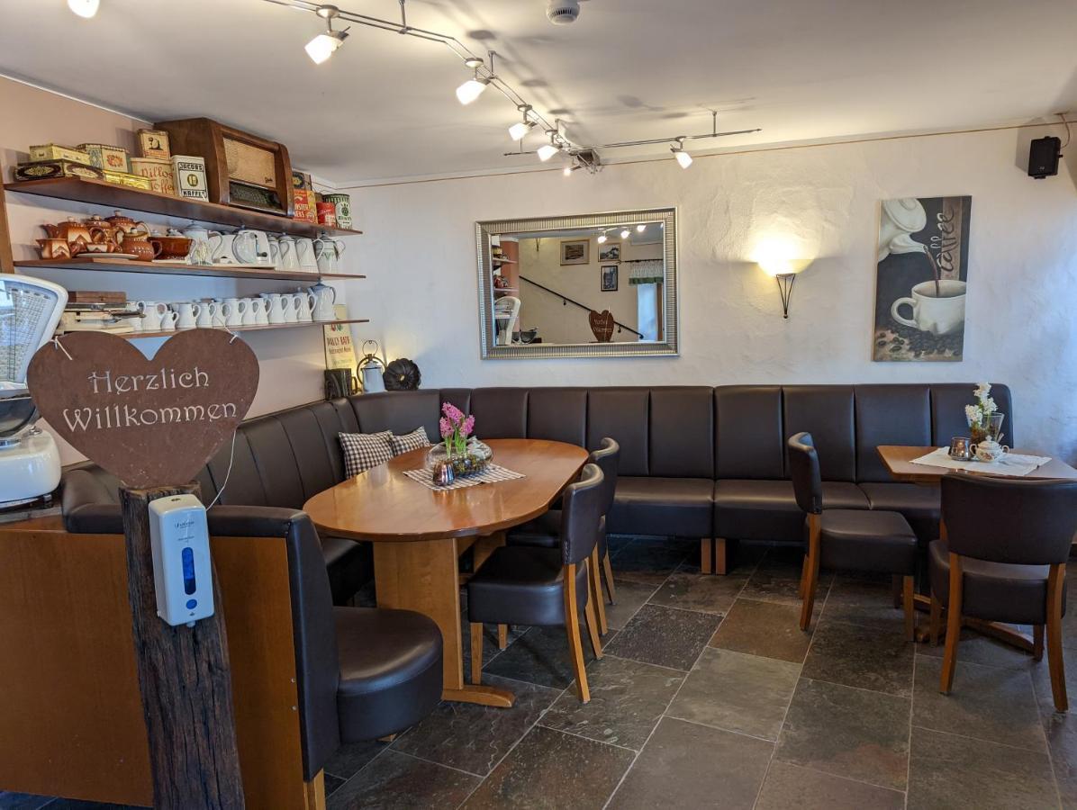 科拉佩尔博格酒店 拜尔施泰因 外观 照片